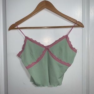 Green cropped tank top